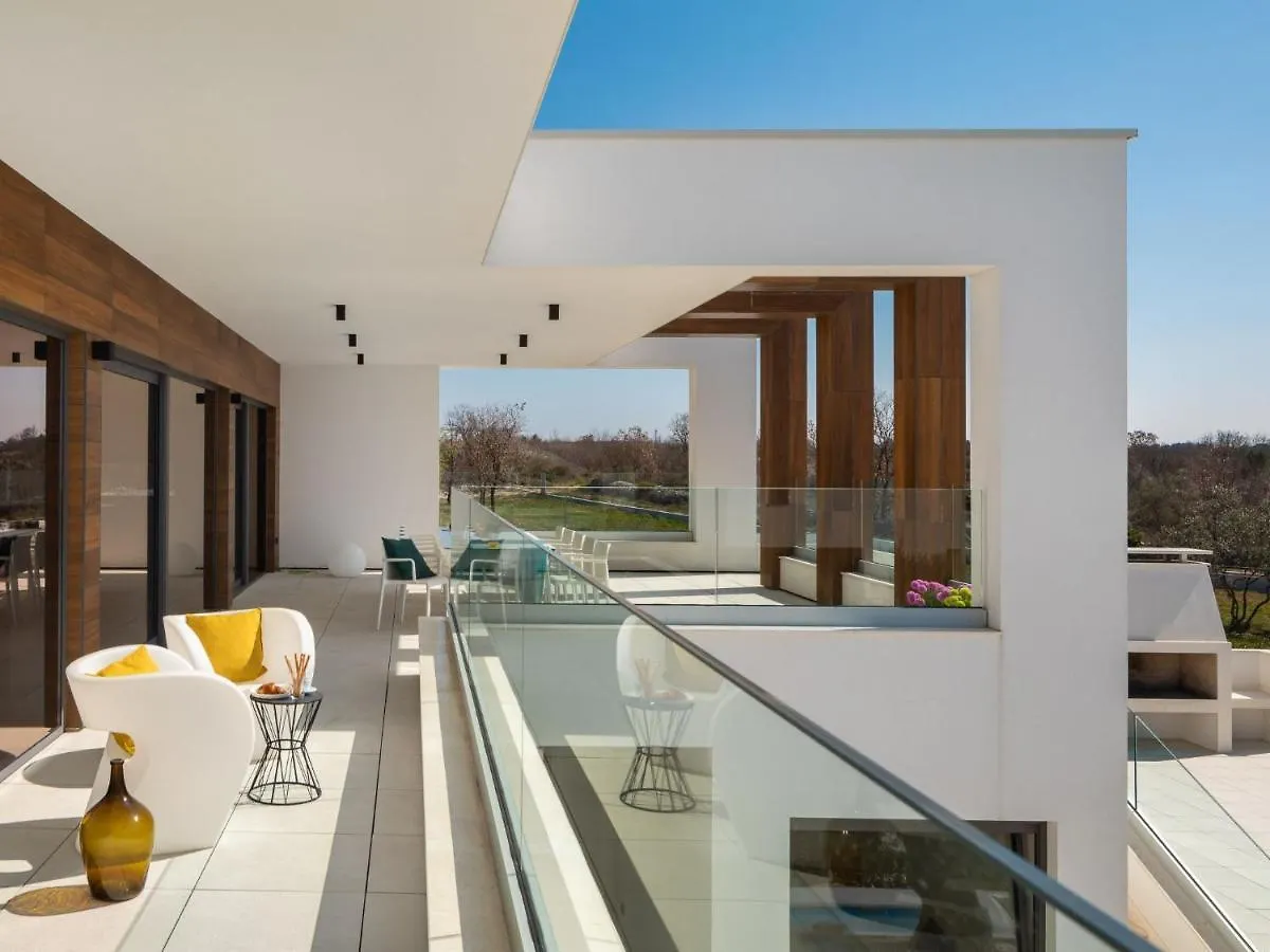 Villa Old Olive VIII By Interhome Vodnjan
