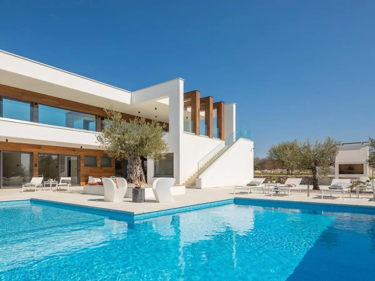Villa Old Olive VIII By Interhome Vodnjan